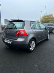 VOLKWAGEN GOLF 1.9 TDI 105