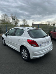 PEUGEOT 207 1.4 HDI 70
