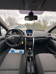 PEUGEOT 207 1.4 HDI 70