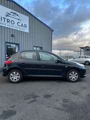 Peugeot 206 + 1.4 HDI 70 / 1 ERE MAIN