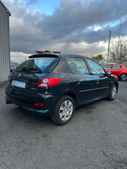 Peugeot 206 + 1.4 HDI 70 / 1 ERE MAIN